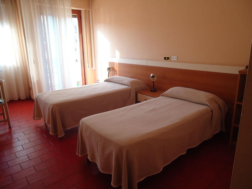 Hotel Ristorante Mommo Polistena Zewnętrze zdjęcie